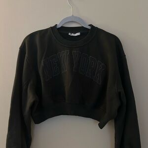 ZARA cropped New York crew neck